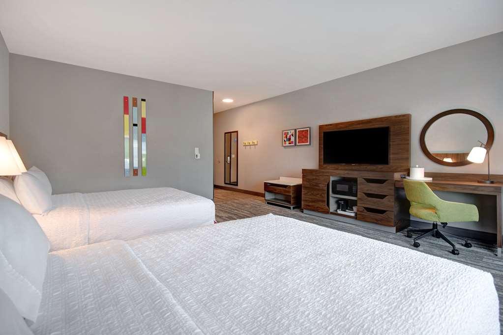 Hampton Inn & Suites Ontario Rancho Cucamonga Quarto foto