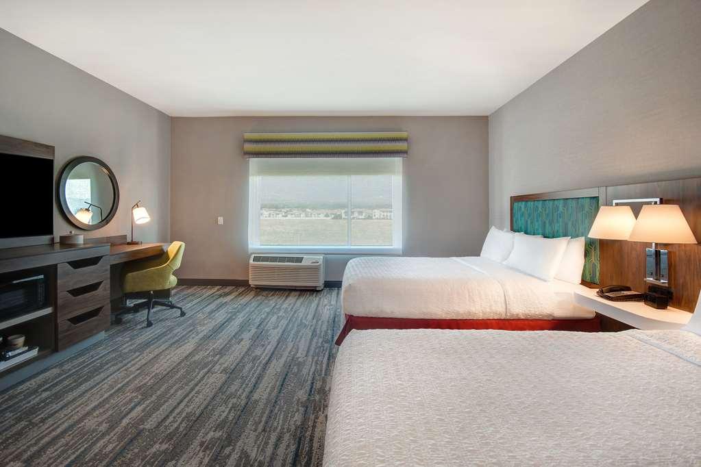Hampton Inn & Suites Ontario Rancho Cucamonga Quarto foto