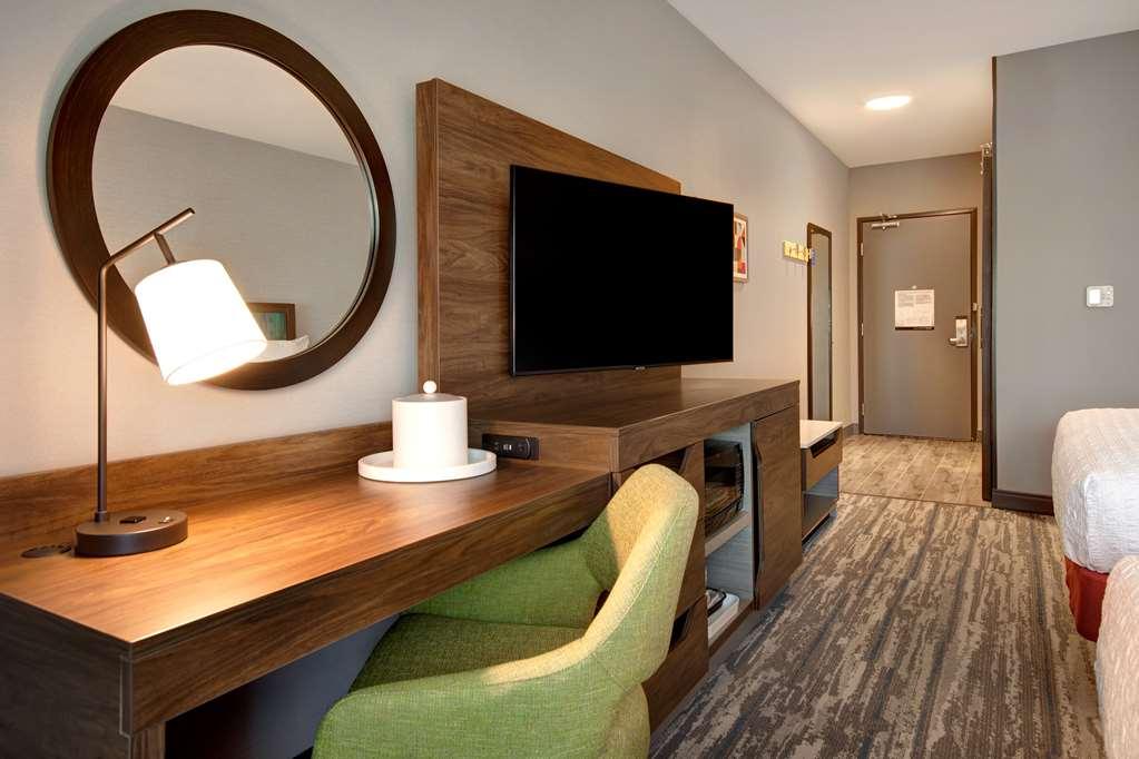 Hampton Inn & Suites Ontario Rancho Cucamonga Quarto foto